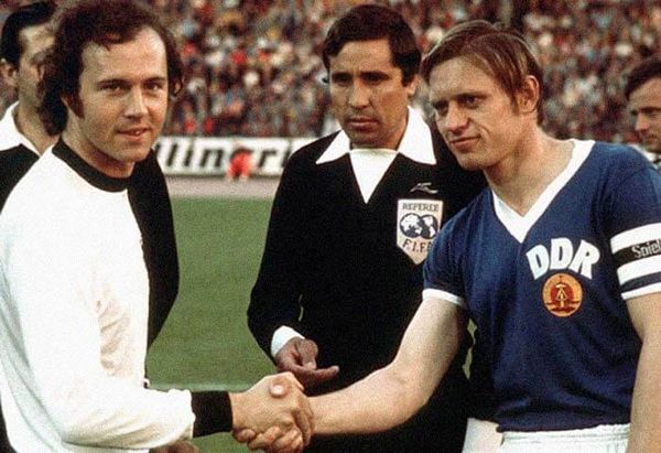 Match entre l'Allemagne de l'Ouest et l'Allemagne de l'Est à la coupe du monde 1974